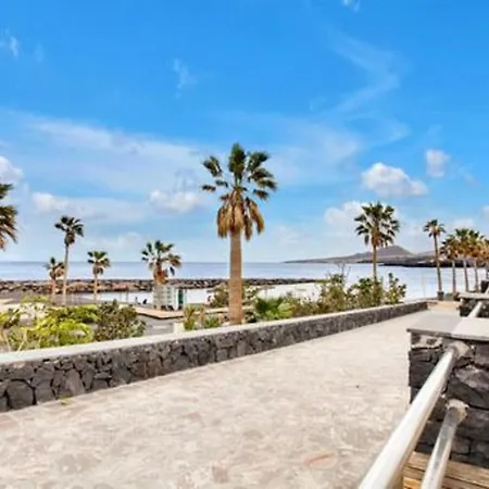 El Unicornio De Paula By Paramount Holidays * カンデラリア